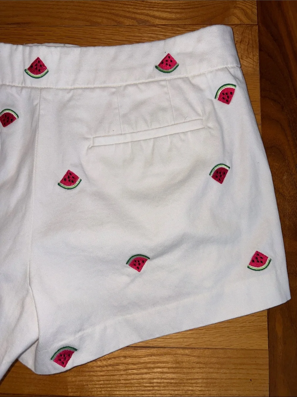 J.Crew Watermelon Embroidered Shorts Women’s 8 White Preppy Summer